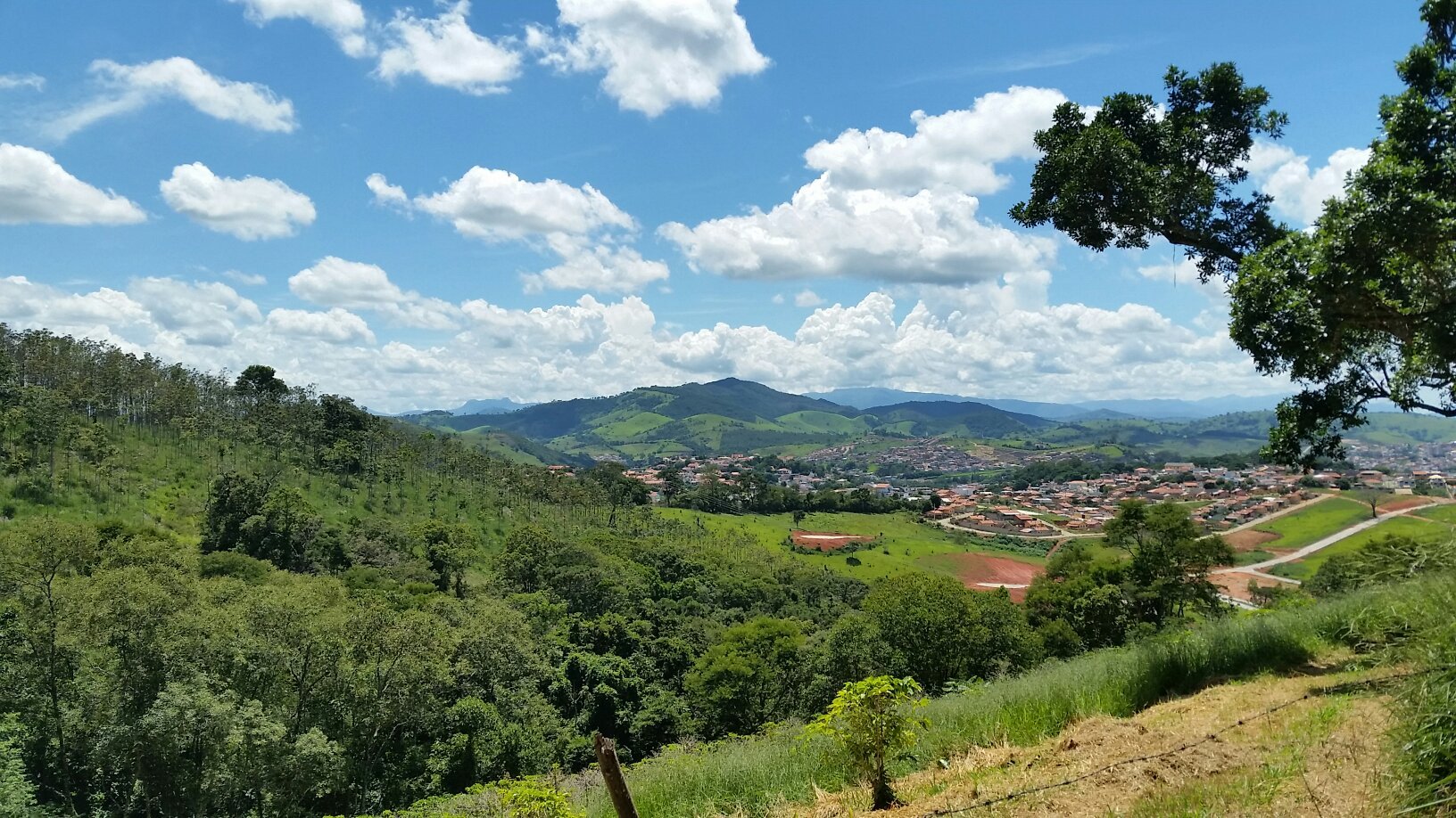Carmo de Minas Minas Gerais fonte: dynamic-media-cdn.tripadvisor.com Fonte: dynamic-media-cdn.tripadvisor.com